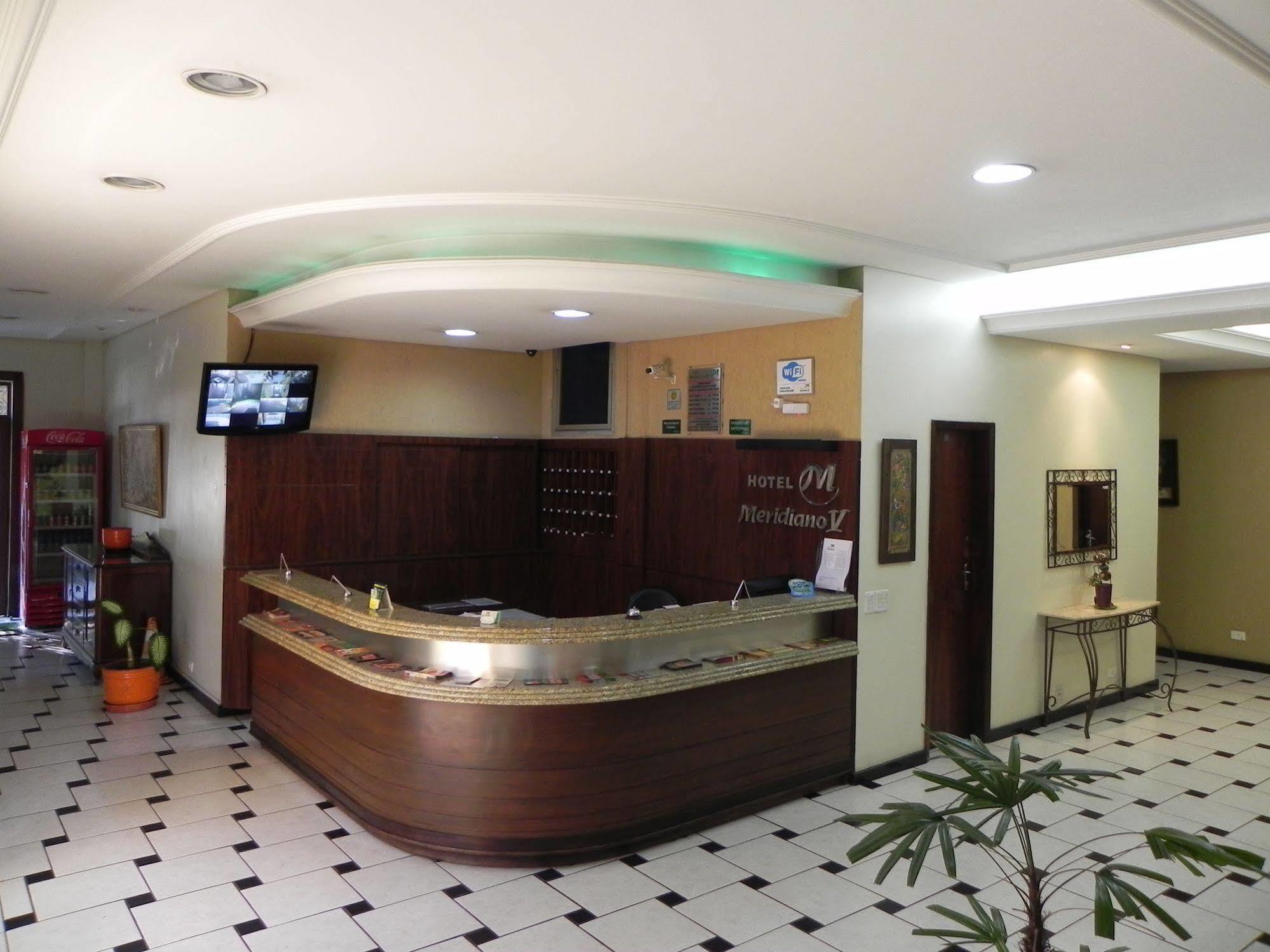 Hotel Meridiano V Curitiba Exterior foto
